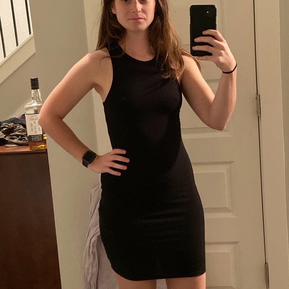 Black bodycon dress